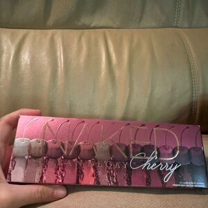 Cherry eye shadow urban decay brand new